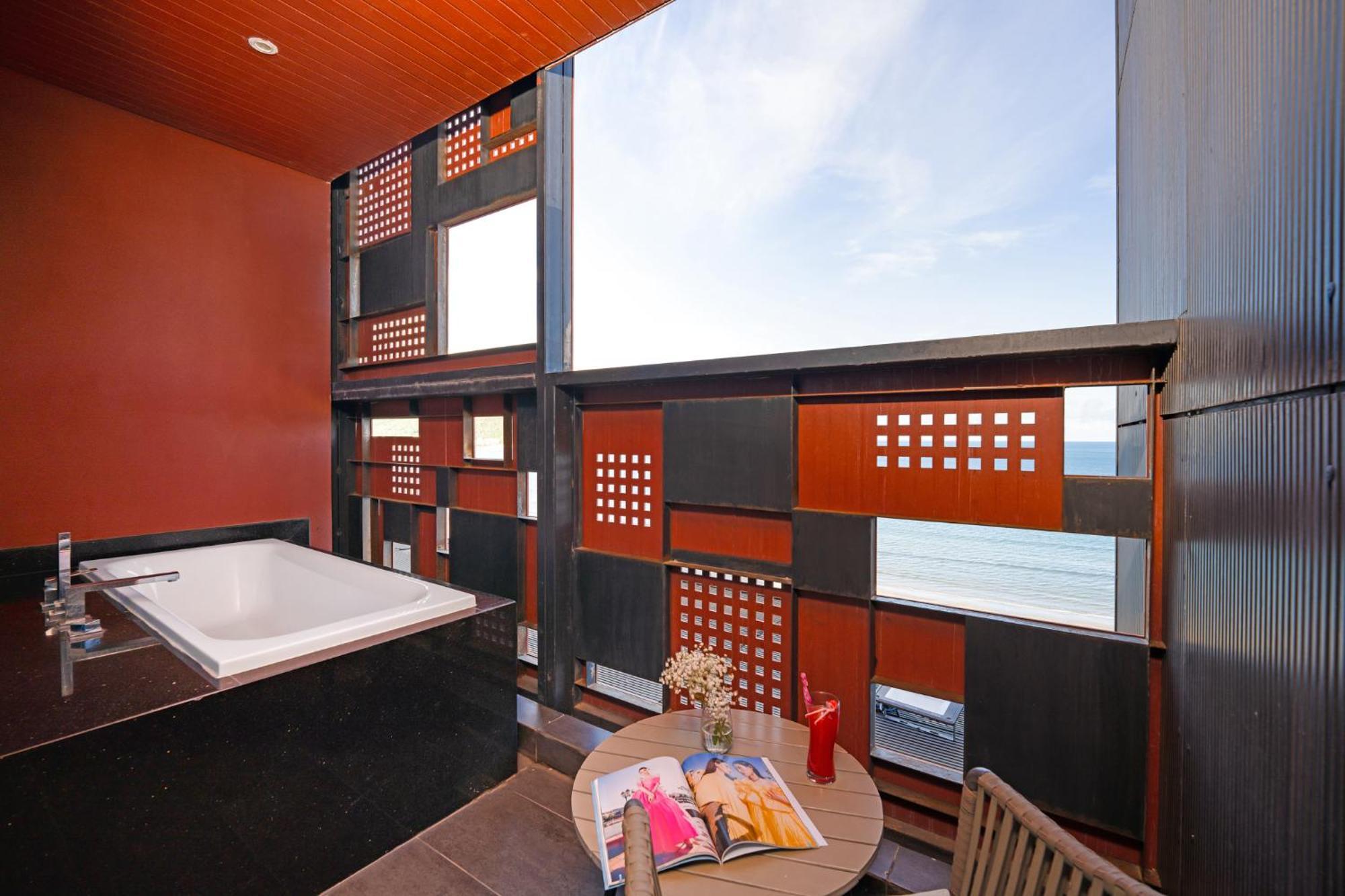 The Code Hotel & Spa Da Nang Dış mekan fotoğraf